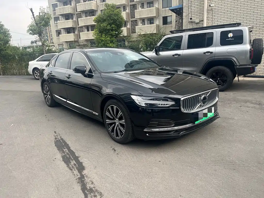 Volvo S90 PHEV — миниатюра 3
