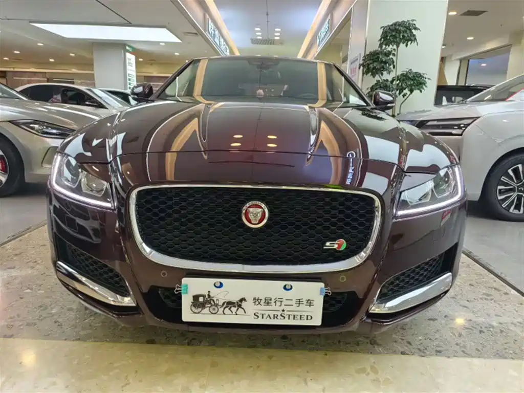 Jaguar XFL — миниатюра 2