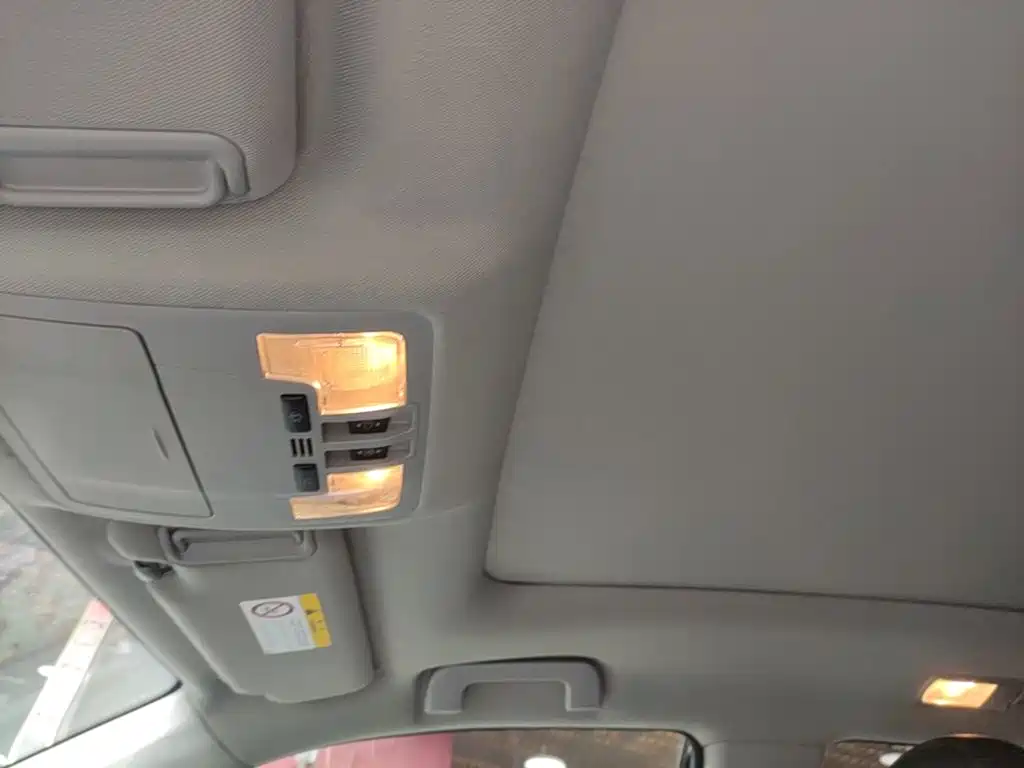 Toyota Highlander — миниатюра 18