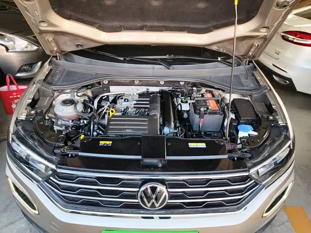 Volkswagen T-Roc — миниатюра 20