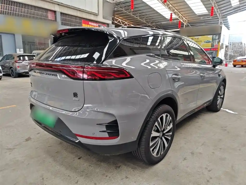 BYD Tang 2025 Smart Drive DM-i 175KM