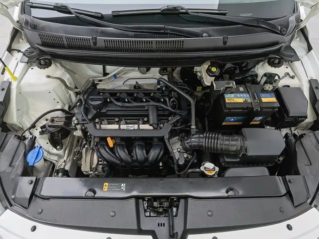 Hyundai Verna — миниатюра 6