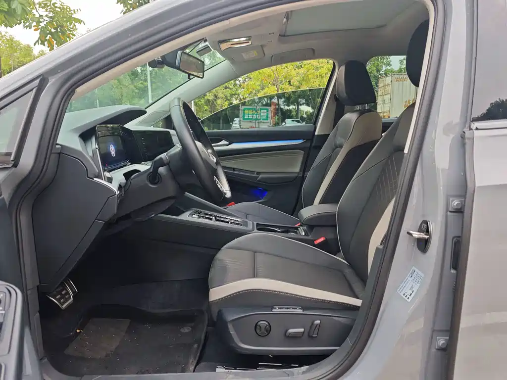 Volkswagen Golf — миниатюра 14