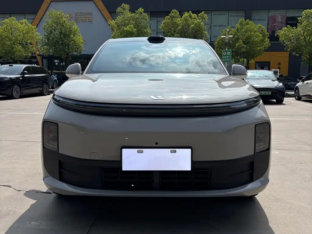 Li Auto Li L6 — миниатюра 2