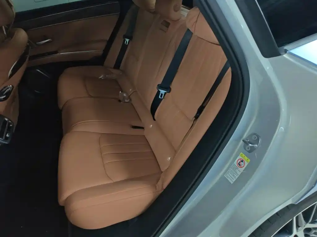 BYD Хань Ли — миниатюра 17