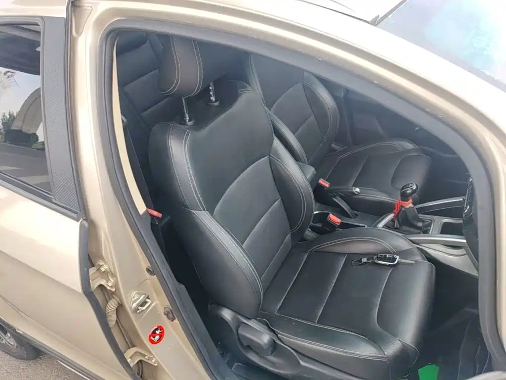 Geely Vision X3 — миниатюра 25