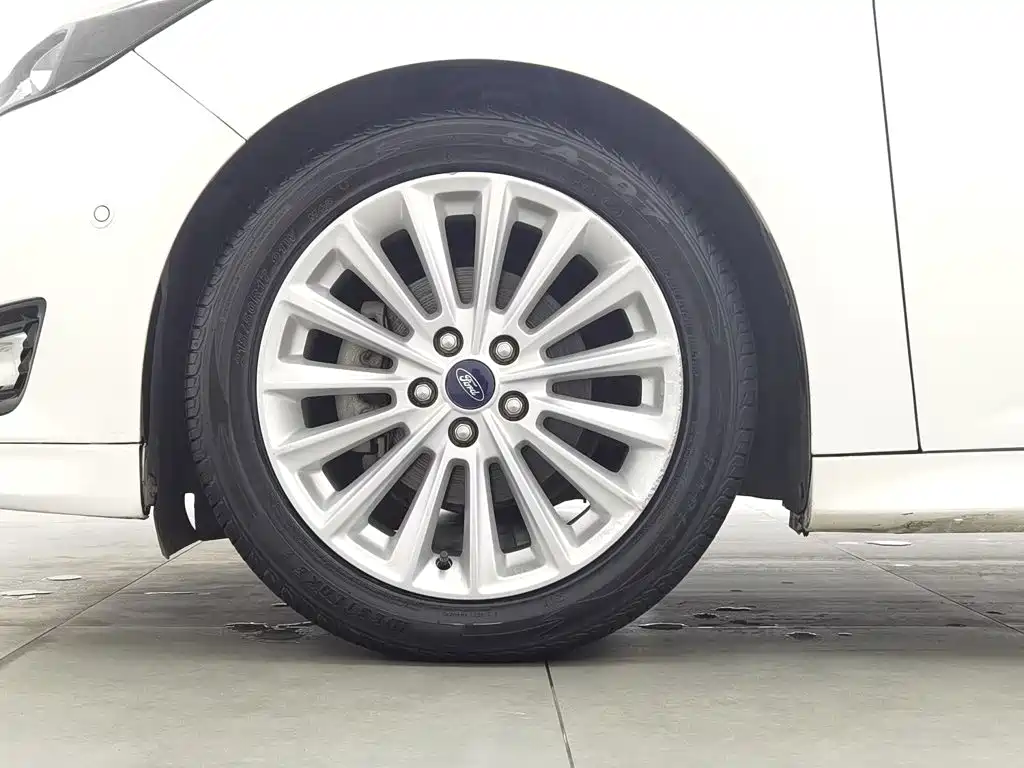 Ford Focus — миниатюра 17