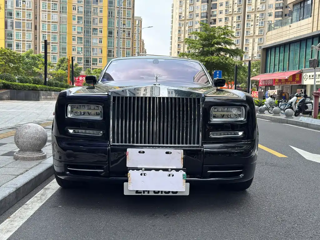 Купить Rolls-Royce Phantom