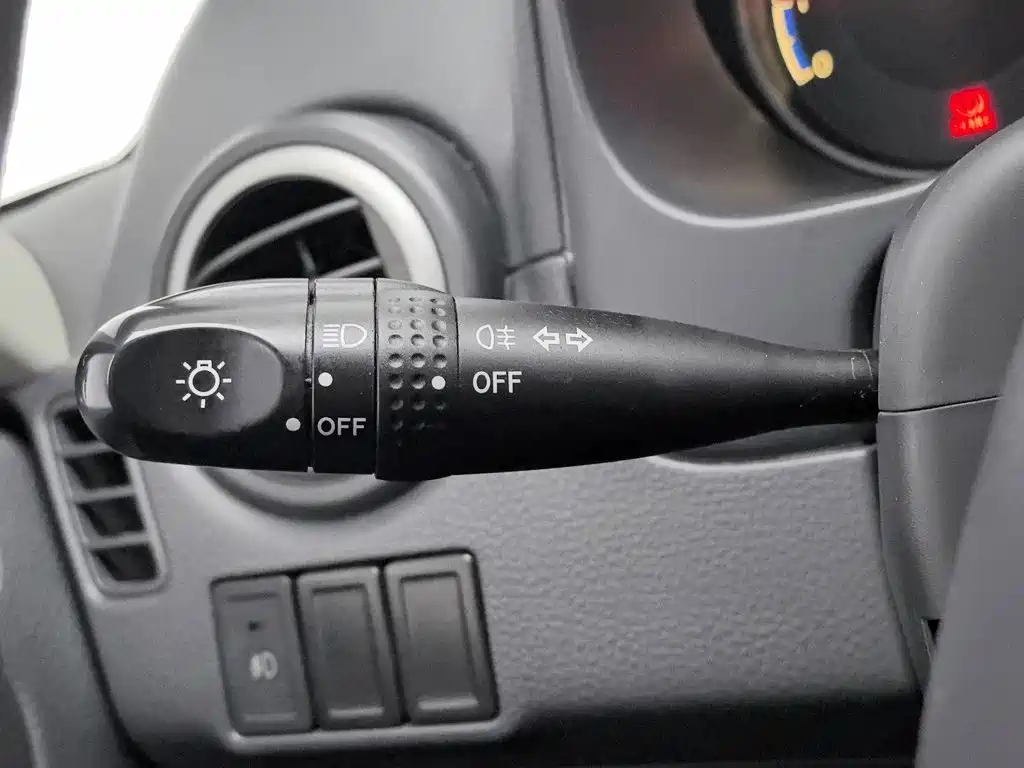 Suzuki SX4 — миниатюра 21