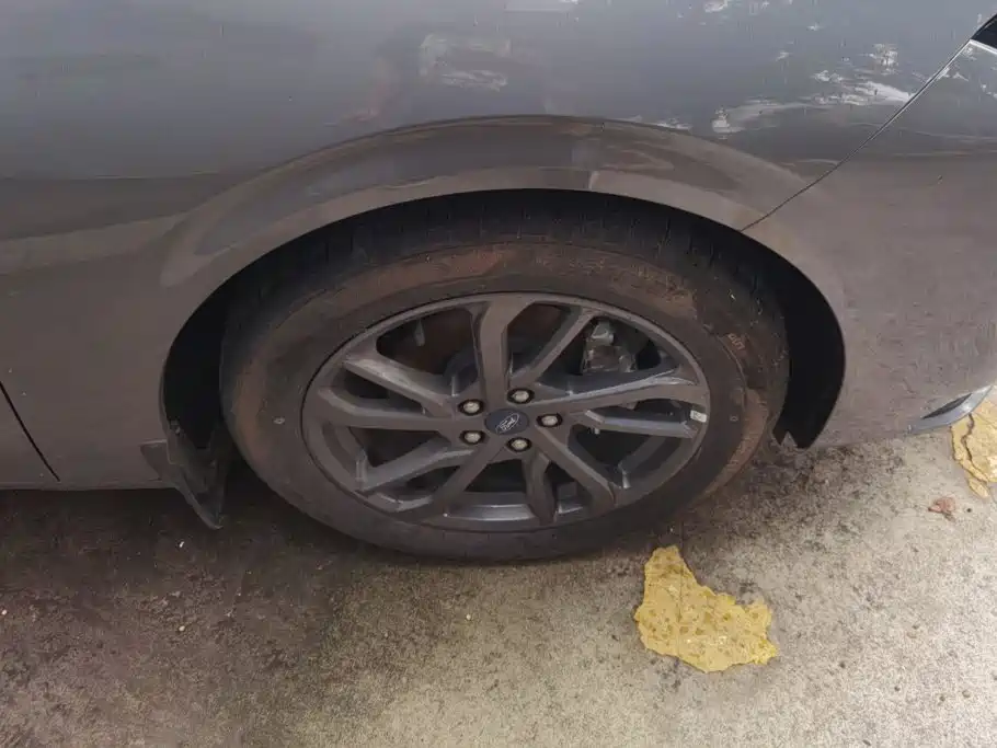 Ford Mondeo — миниатюра 6