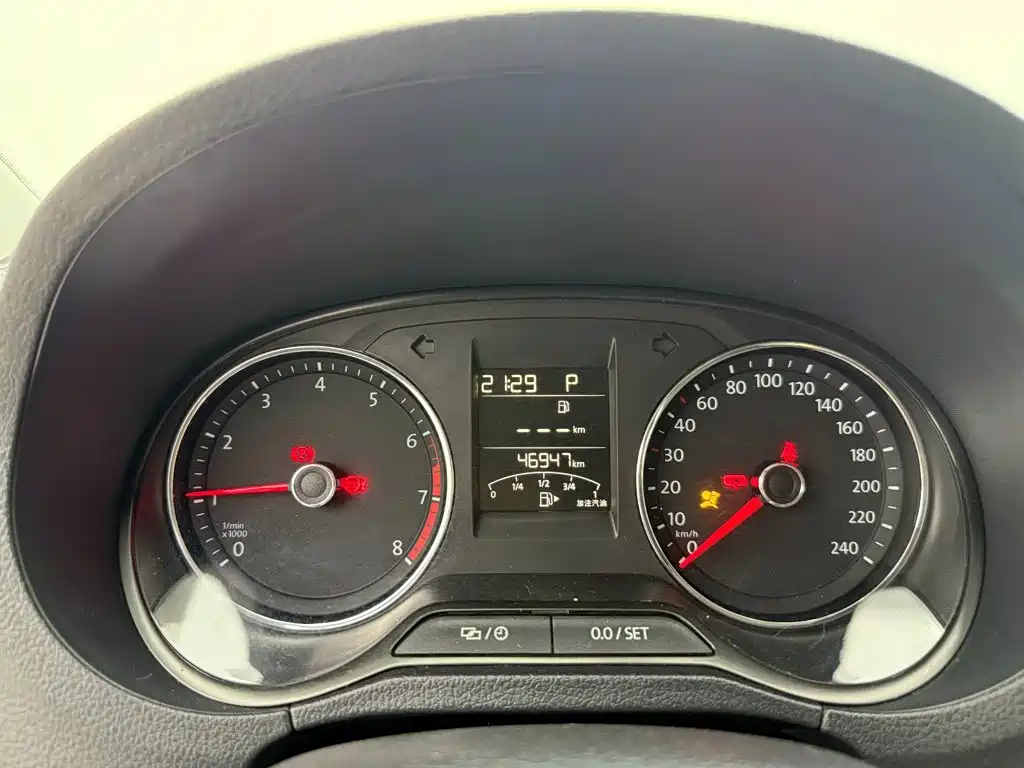 Volkswagen Polo — миниатюра 13