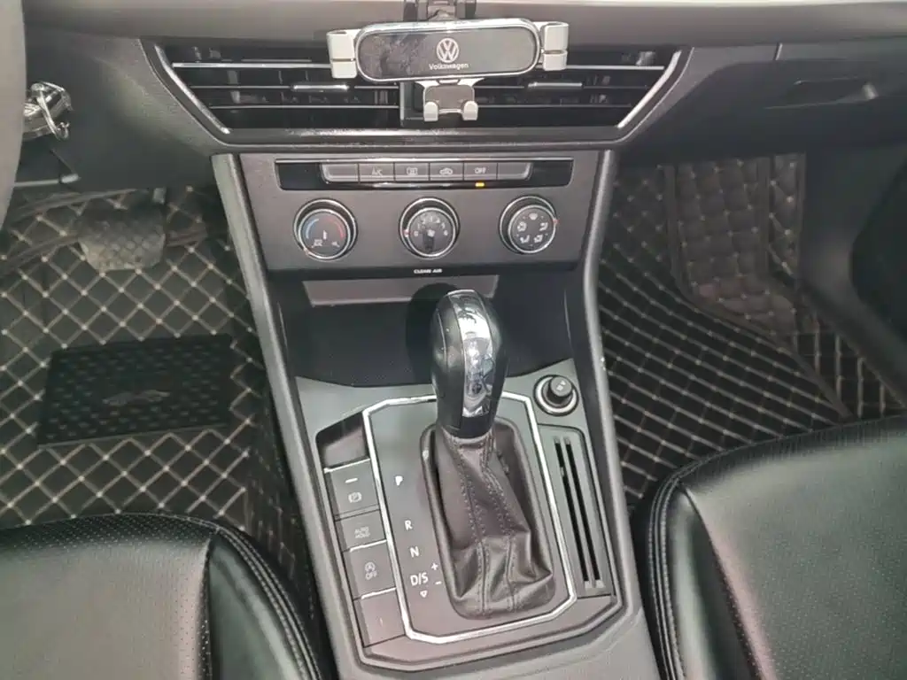 Volkswagen Lavida — миниатюра 14