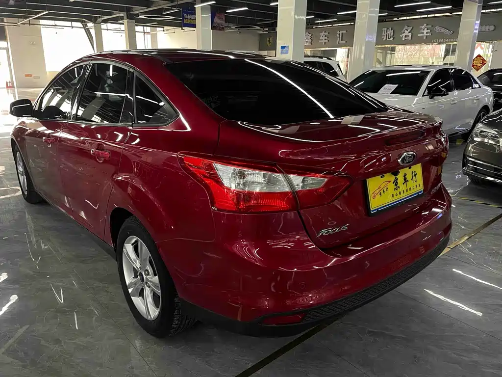 Ford Focus — миниатюра 8