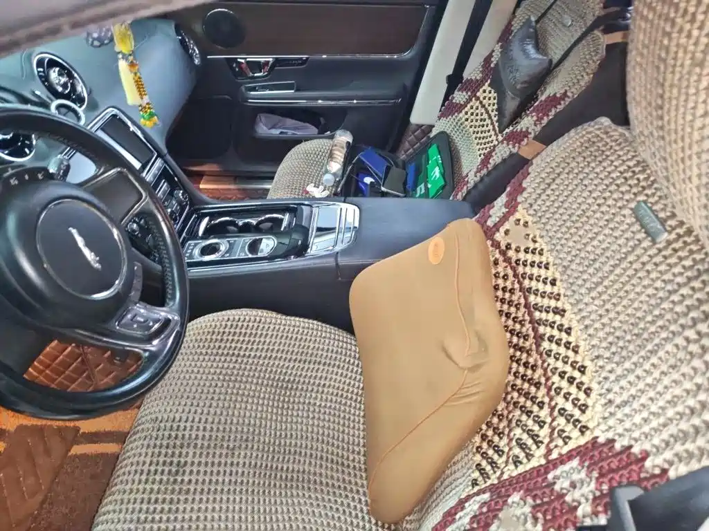 Jaguar XJ — миниатюра 8
