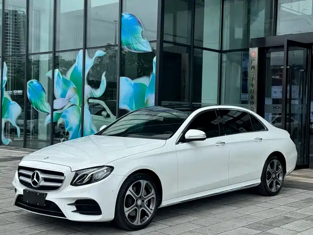Mercedes-Benz E-Class 2016 E 300 L — фото 1