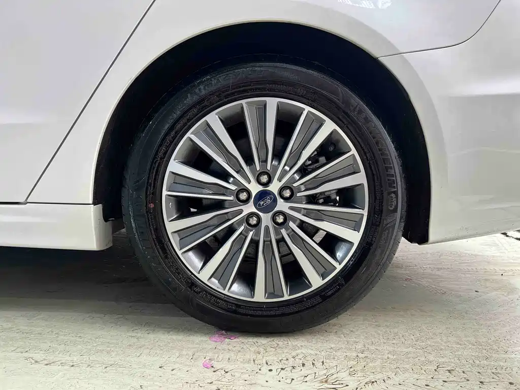 FORD MONDEO NEW ENERGY