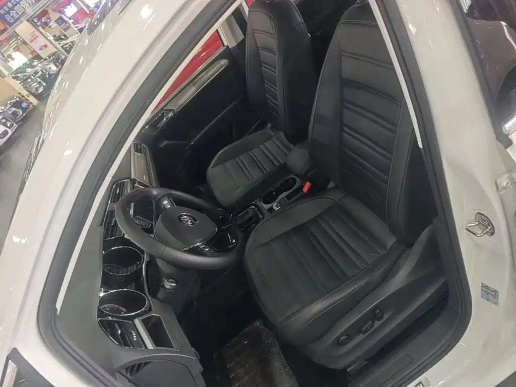 Volkswagen Touran — миниатюра 15
