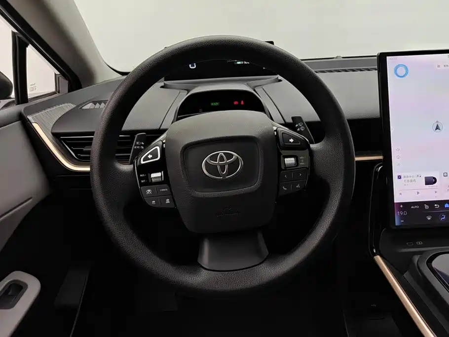 Toyota bZ3 — миниатюра 15