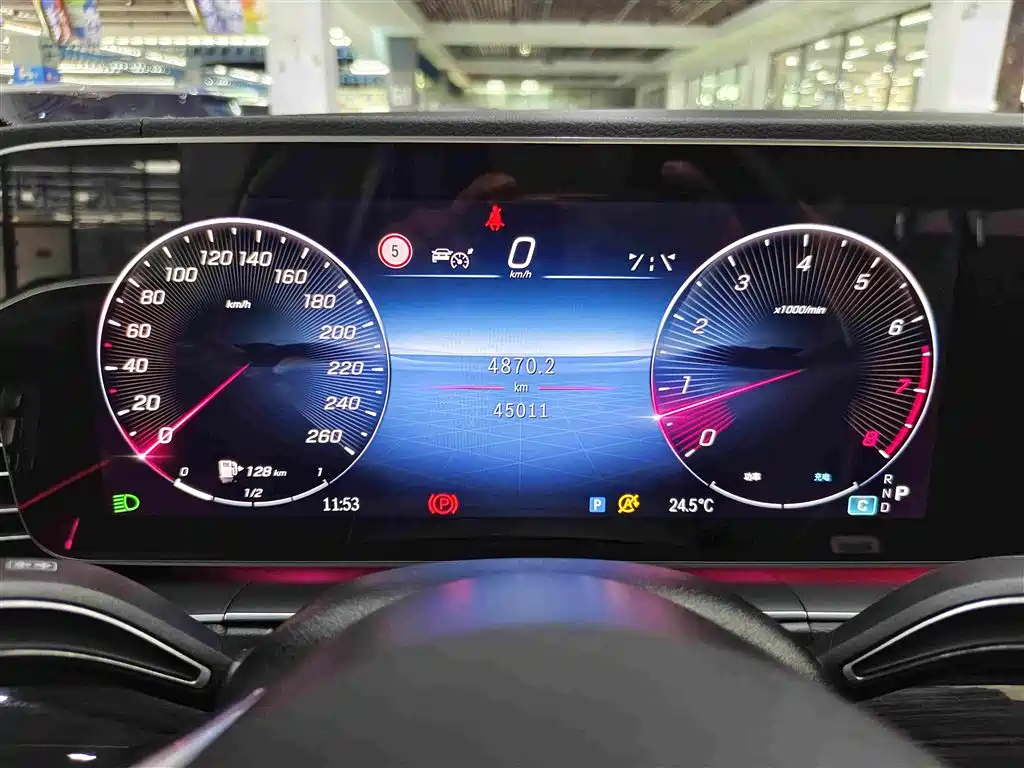 Mercedes-Benz GLE (Import) — миниатюра 18