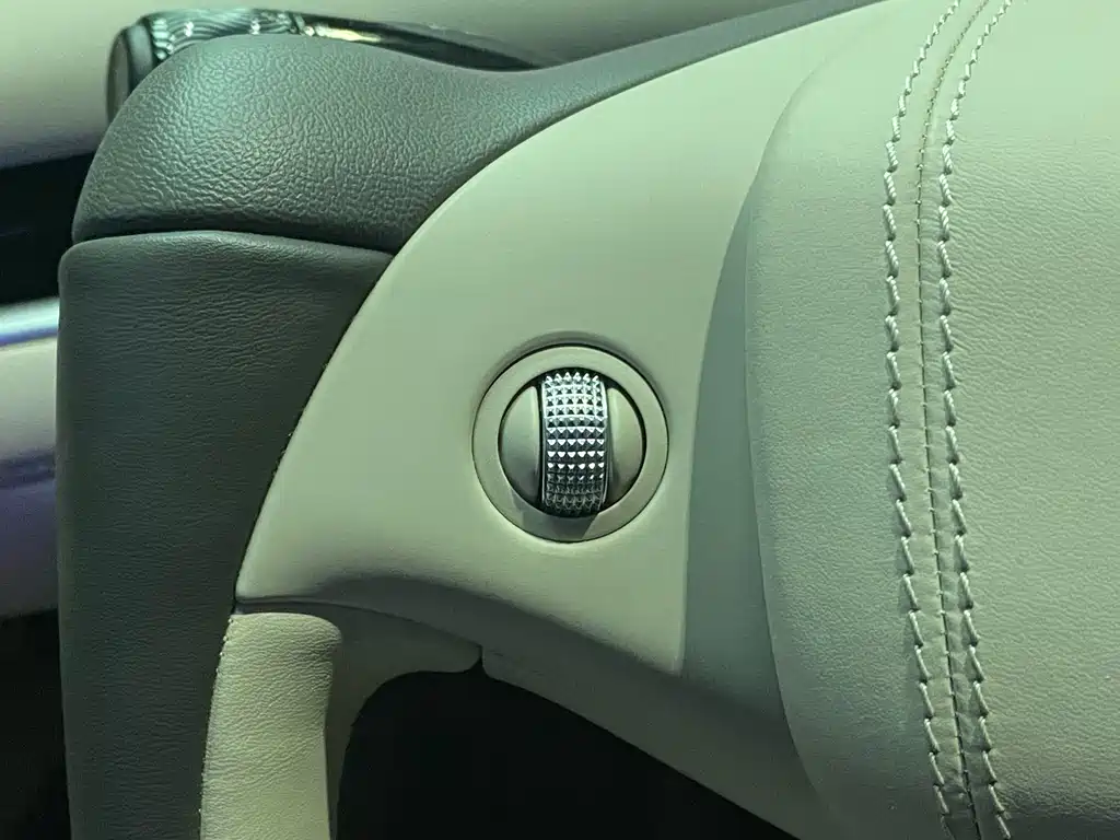 ZHIJI AUTOMOBILE ZHIJI LS6