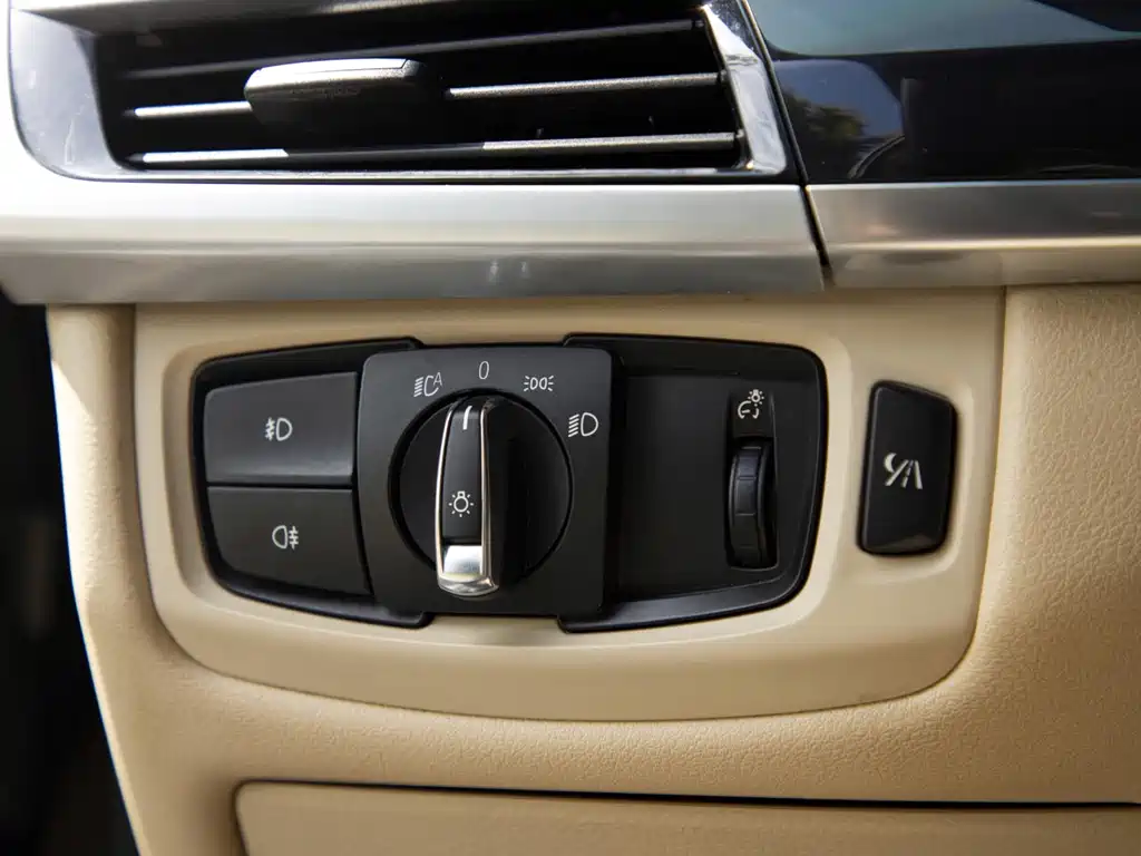 BMW X5 (Import) — миниатюра 16