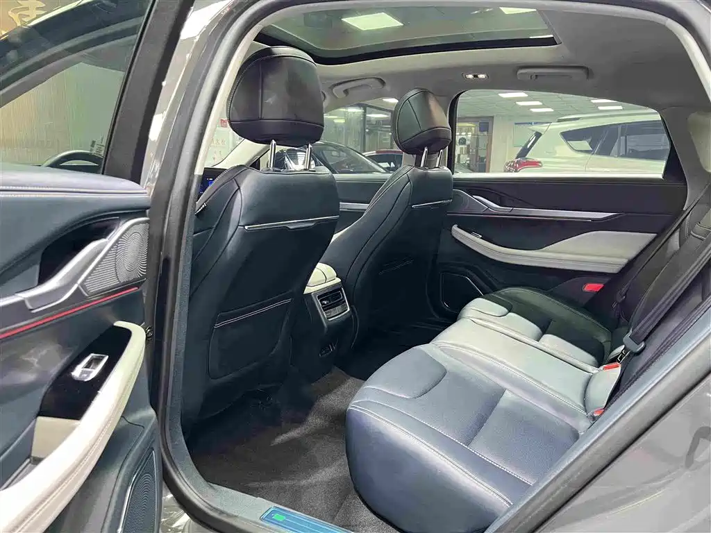 Lincoln Z — миниатюра 11