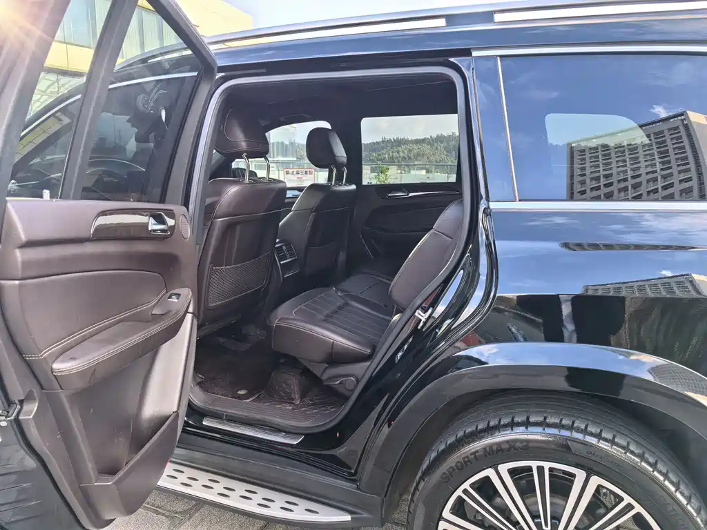 Mercedes-Benz GLS — миниатюра 14