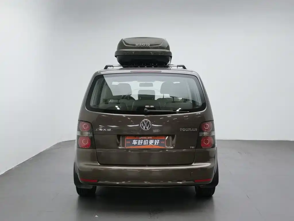 Volkswagen Touran — миниатюра 4