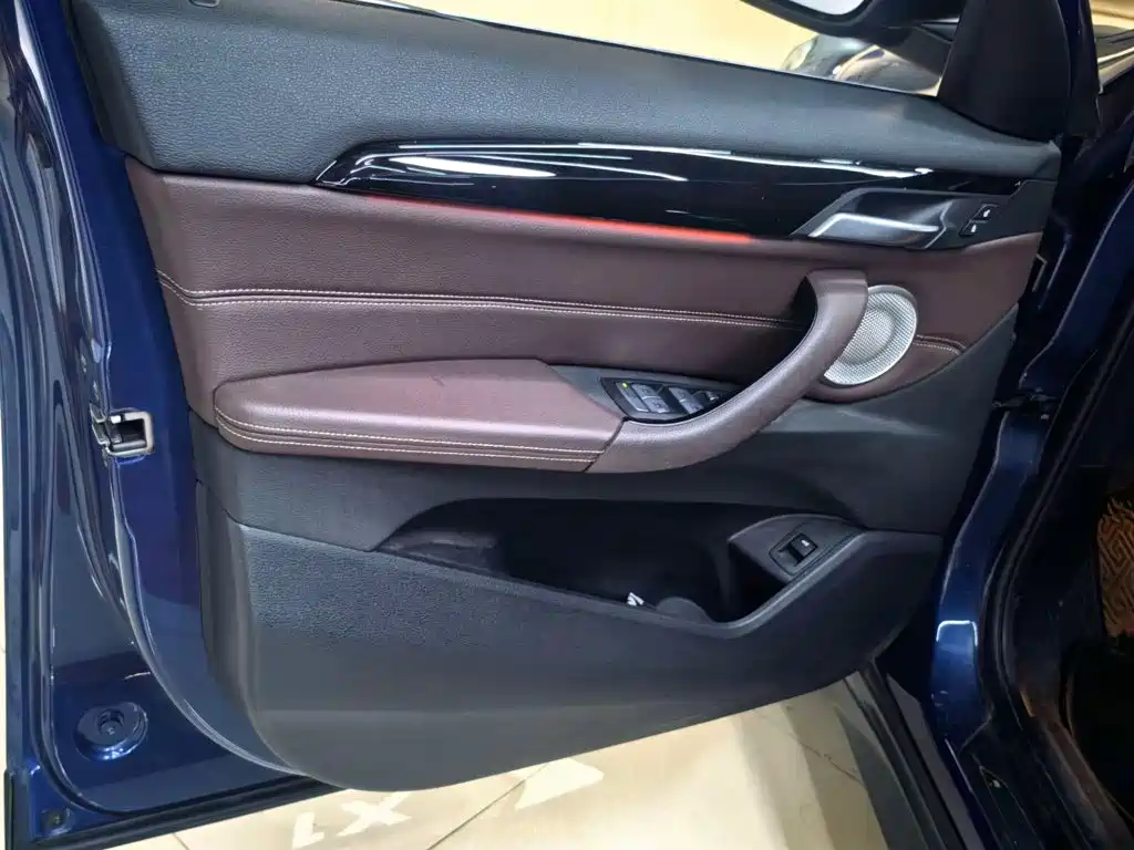 BMW X1 — миниатюра 8