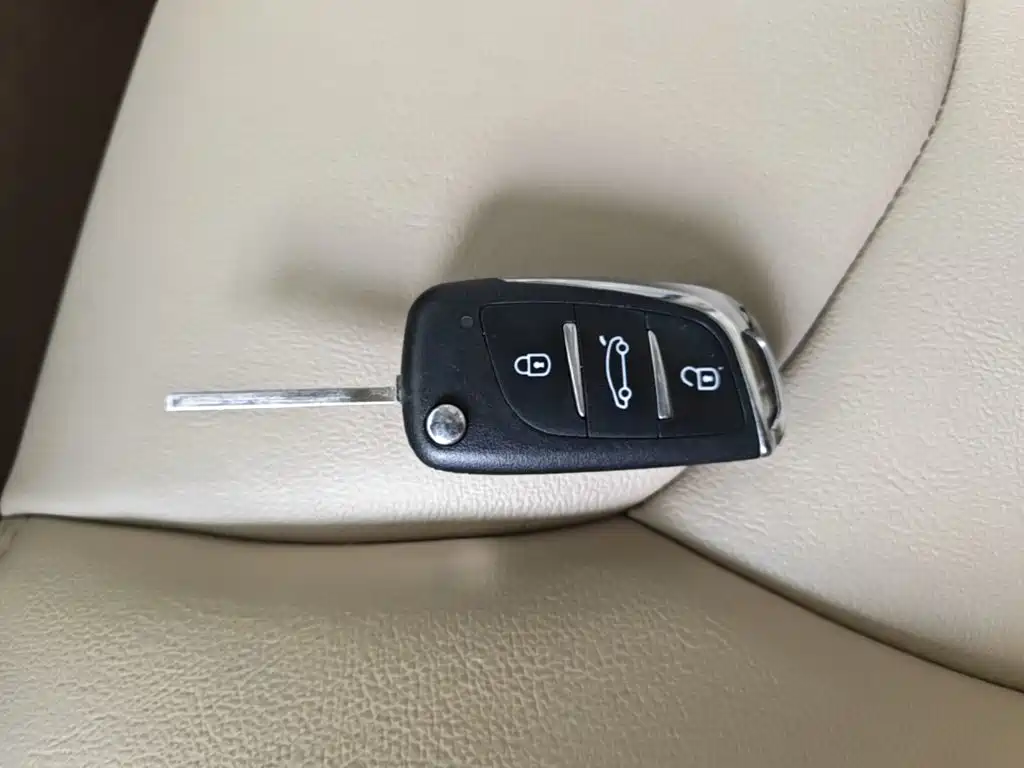 Roewe 950 — миниатюра 9