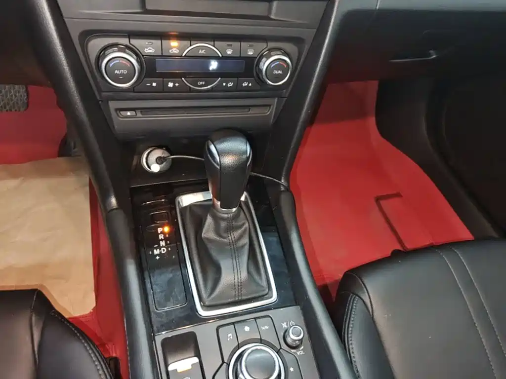 Mazda 3 Axela — миниатюра 14