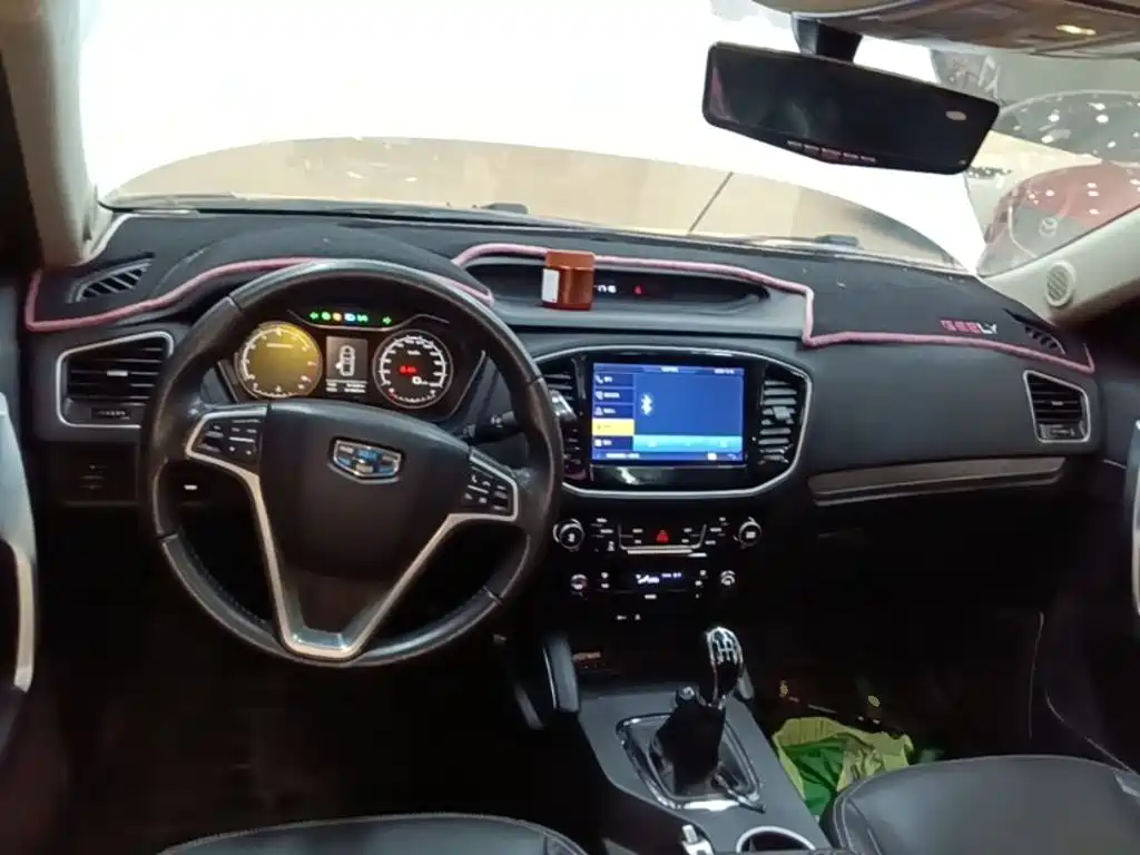 Geely Vision X6 — миниатюра 10