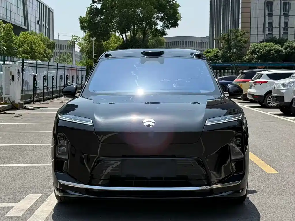 NIO ES8 2026 мест Executive Luxury