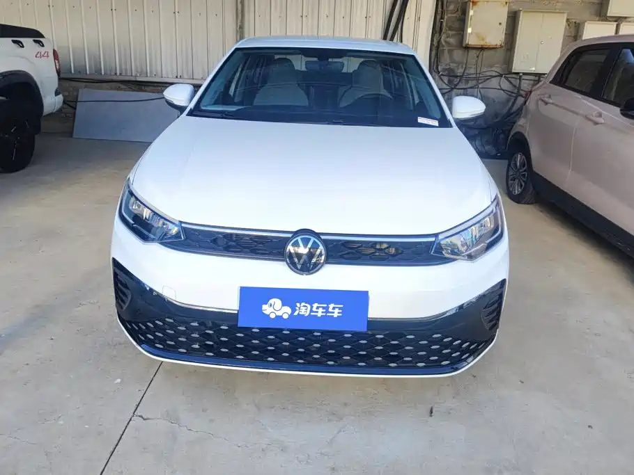 Volkswagen Lavida — миниатюра 2