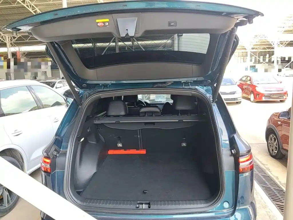Geely Xingyue L — миниатюра 19