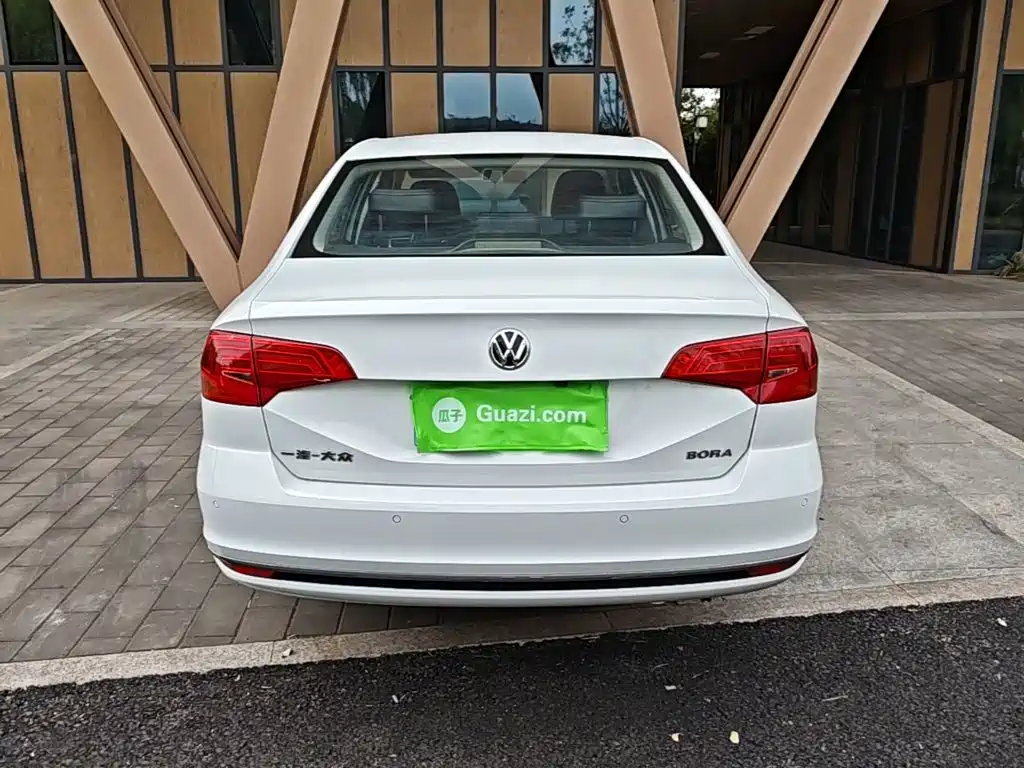 Volkswagen Bora — миниатюра 6
