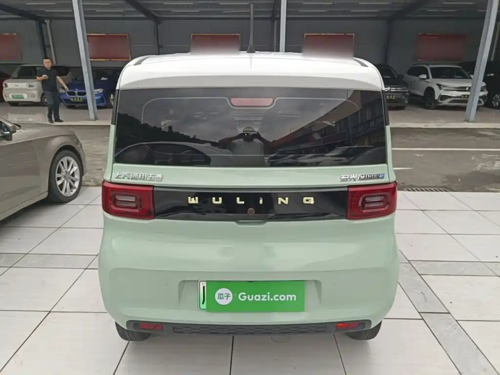 Wuling MINIEV — миниатюра 6