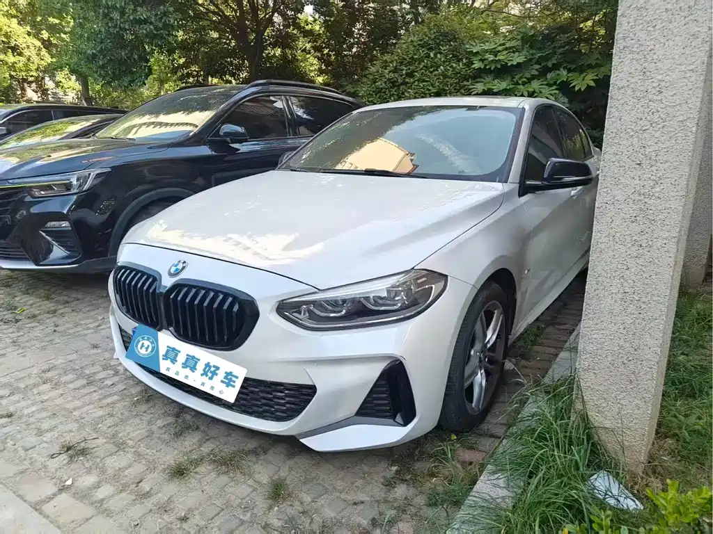 BMW 1 Series 2023