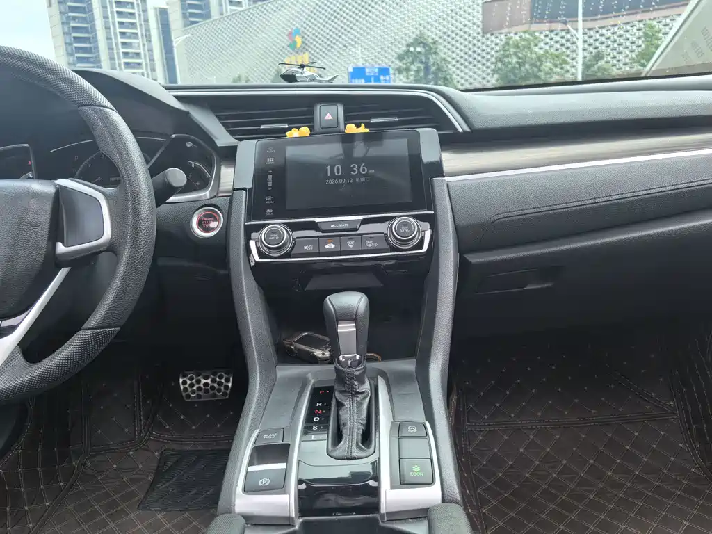 Honda Civic — миниатюра 13