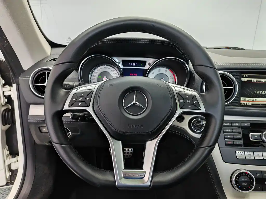 Mercedes-Benz SL-Class — миниатюра 11