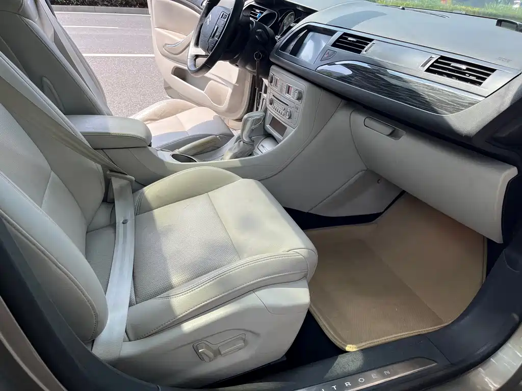 Citroen C5 — миниатюра 10