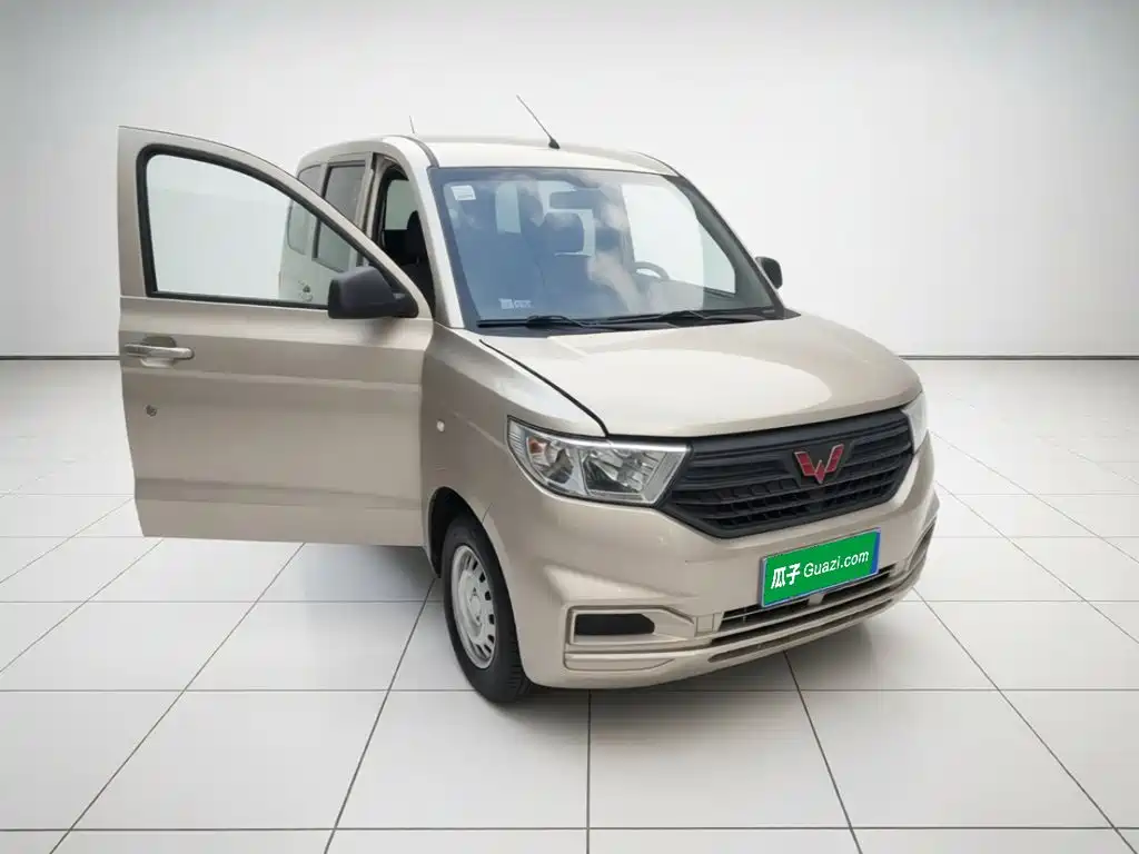 Wuling Hongguang V — миниатюра 3