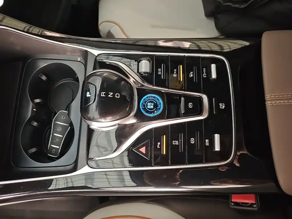 BYD Qin PLUS — миниатюра 14