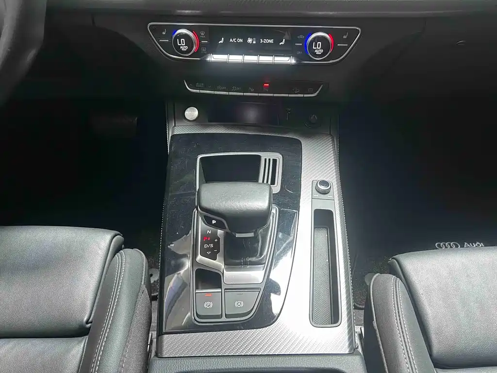 Audi Q5L — миниатюра 7