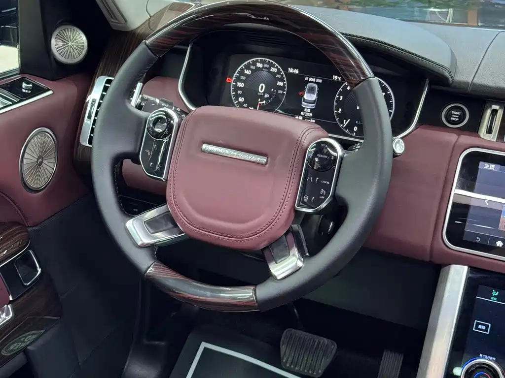 Land Rover Range Rover — миниатюра 8