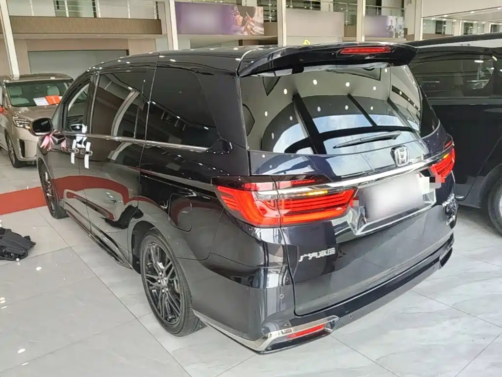 Honda Odyssey — миниатюра 5