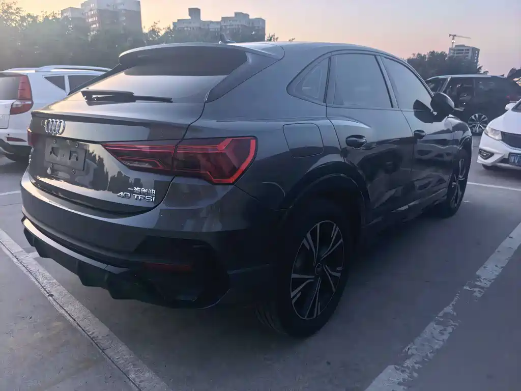Audi Q3 Sportback — миниатюра 10