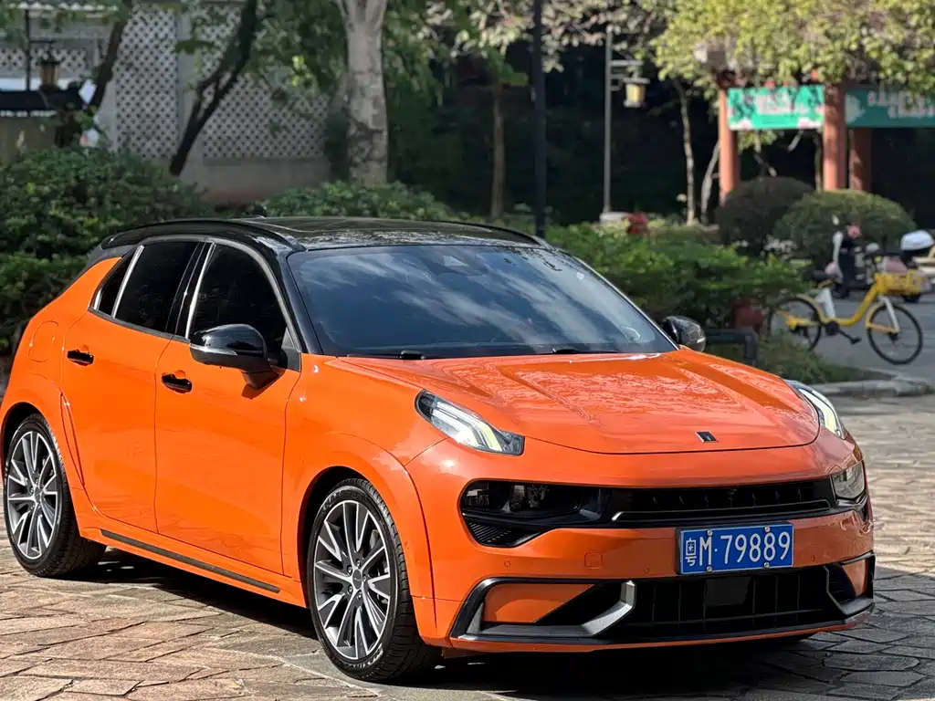 LYNK & CO. 02 HATCHBACK