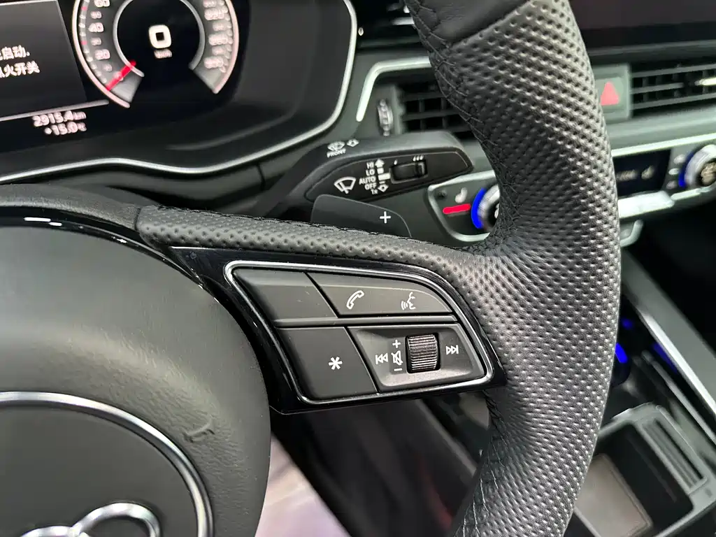 Audi A4L — миниатюра 7