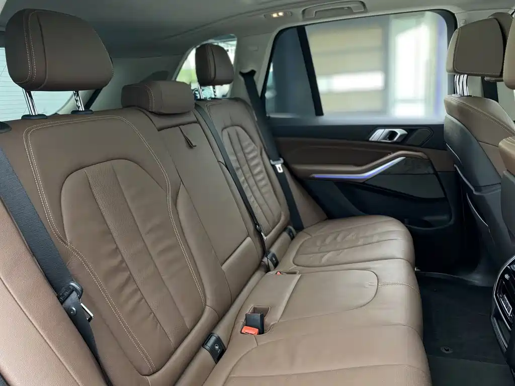 BMW X5 (Import) — миниатюра 24